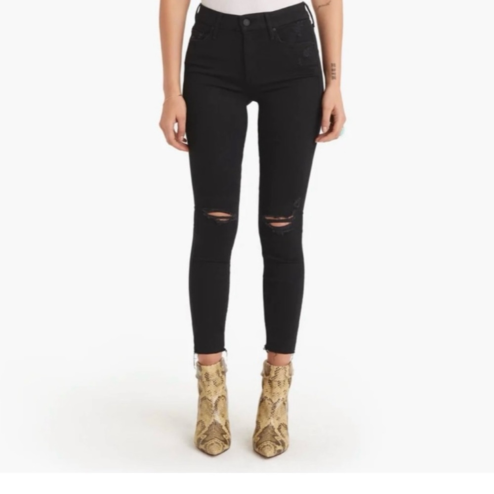 MOTHER Denim Looker Ankle Fray in Guilty As Sin, Size 27.